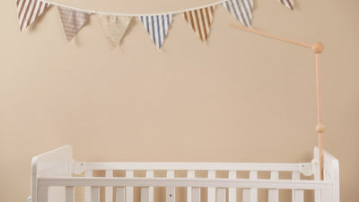 מובייל עץ לעריסה  פעמון מיטה עם רעשנים לתינוק